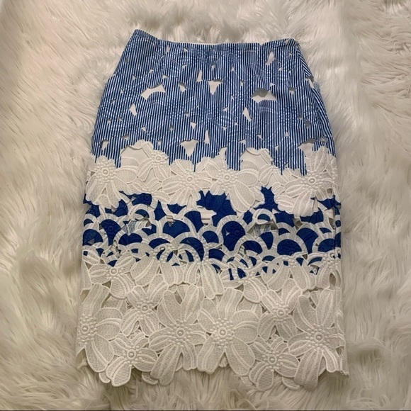 J.O.A. Los Angeles Laser Cut Pencil Skirt White Blue Floral - Picture 2 of 8